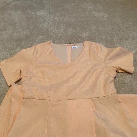 Love Sadie Pale Peach Short Sleeve Wrap Bottom Look Dress Size XL - Picture 2 of 13